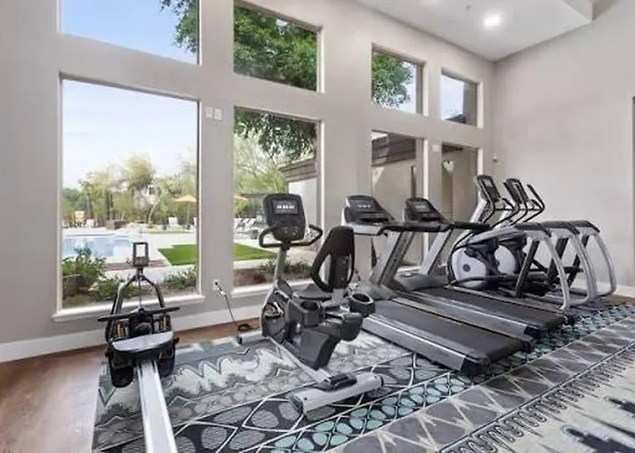 Apartment The Comfort Spot 2bd 2ba Pool & Gym